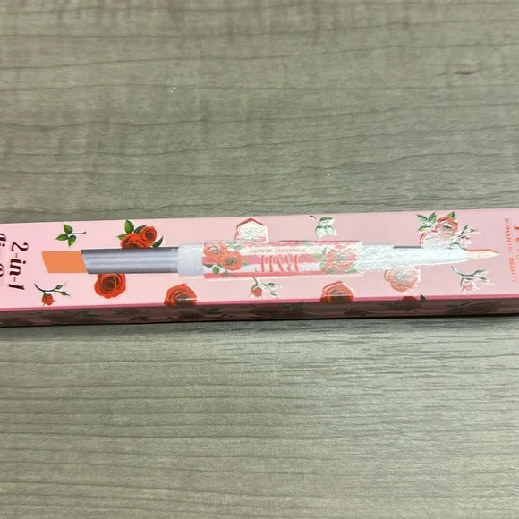 ❌SOLD OUT ❌🔥2-in-1lip duo Romantic Beauty 🔥 - Picture 11 of 11